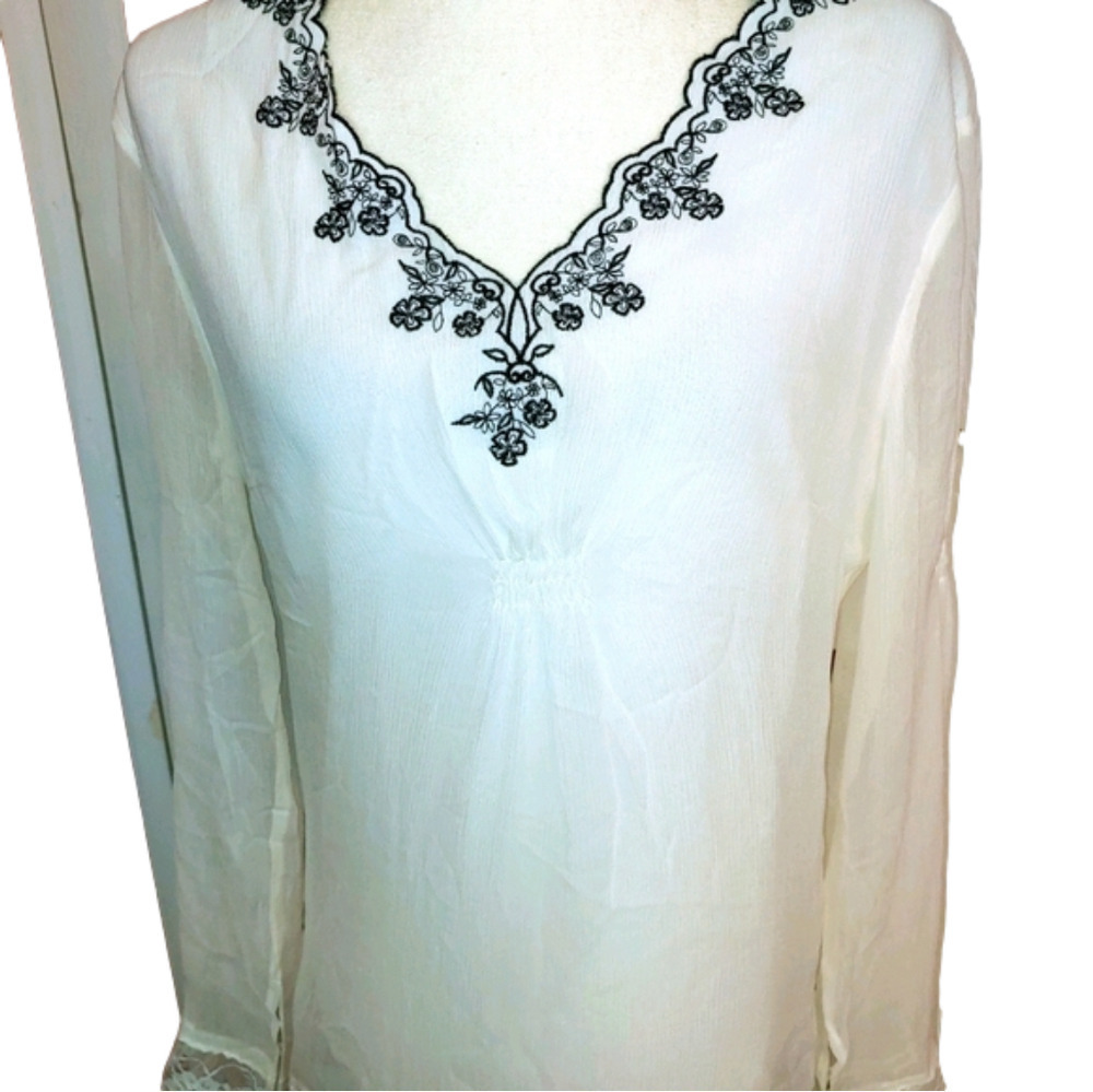 NWT Silkland Lace Trim Blouse M
